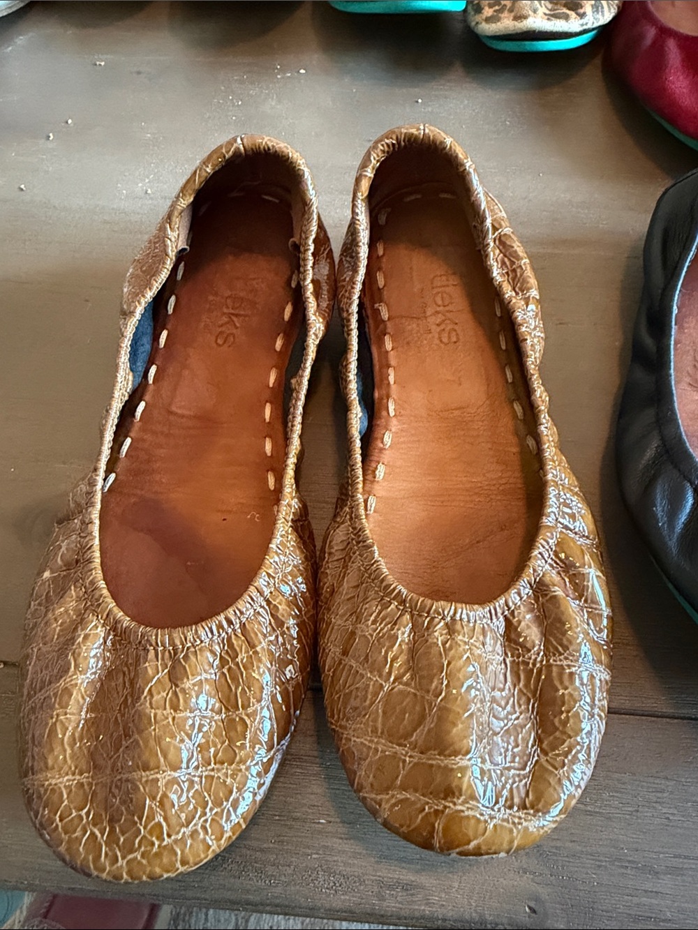 Lucky Brand Tan Croc-Embossed Leather Ballet Flats